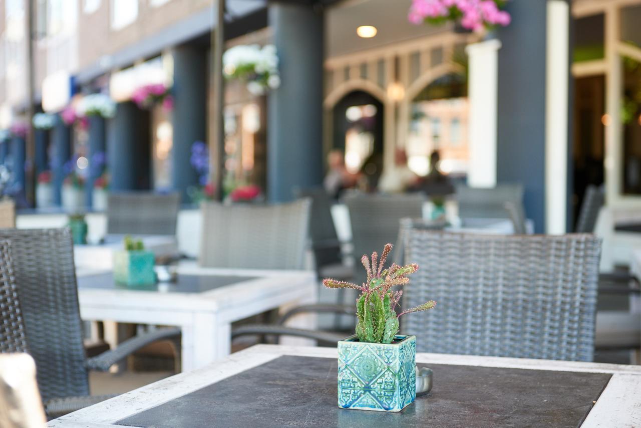Hotel Restaurant De Jonge Heertjes Aalsmeer Exterior foto